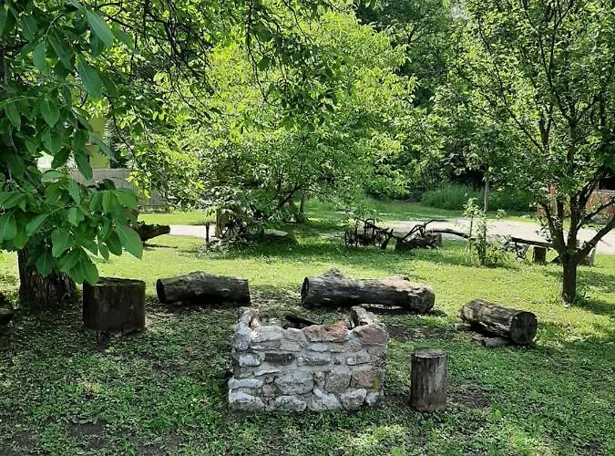 Vikendica Berbat 펜션