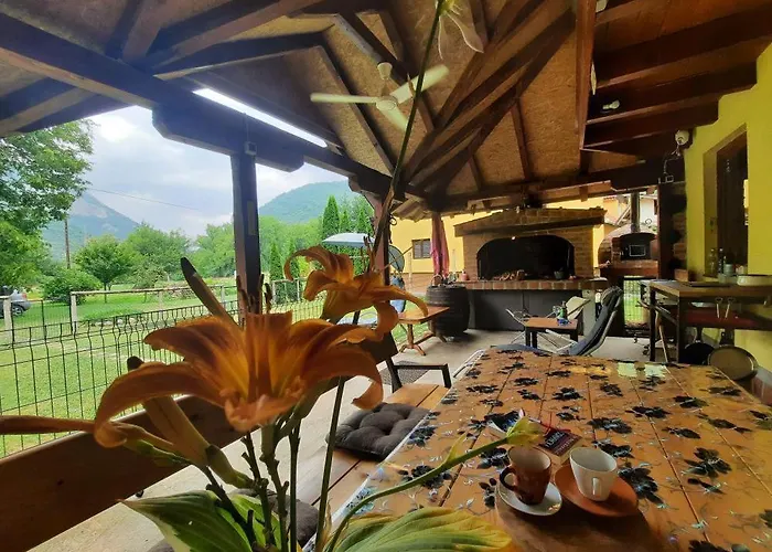 펜션 Vikendica Berbat